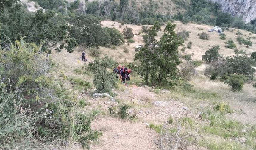 Mağarada mahsur kaldığı iddia edilen kişiyi kurtarma çalışmaları yeniden başlatıldı(2)