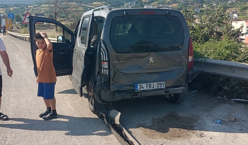 Samsun'da 8 aracın karıştığı zincirleme kaza; 2 yaralı