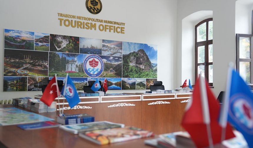 Trabzon'da turistlere 7 dilde danışmanlık hizmeti