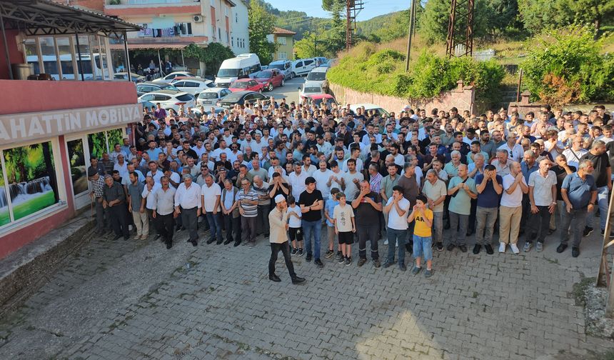 1 işçinin öldüğü, 12 işçinin yaralandığı maden ocağındaki göçüğe ilişkin 9 gözaltı (3)