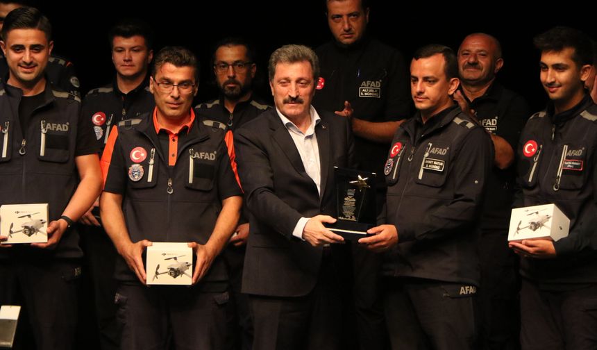 AFAD Başkanı Pehlivan: Son 3 yılda dronlarla 244 vatandaşımıza sağ ulaşıldı (2)