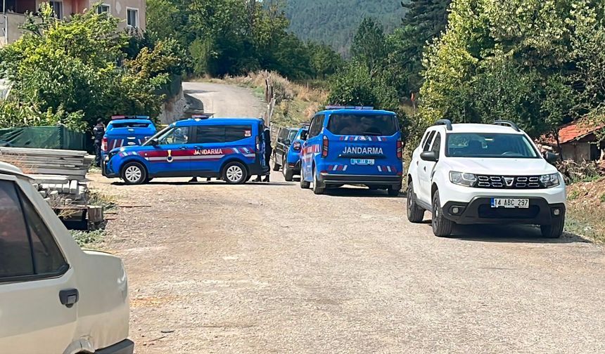 'Arazi anlaşmazlığı' kavgasında, baba ve oğlunu tüfekle vurarak öldürdü