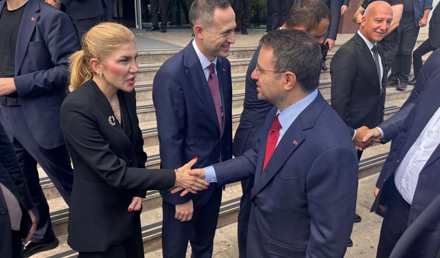 Bakan Gürlek: Adaletin önünde zaman aşınır, hakikat aşınmaz (3)