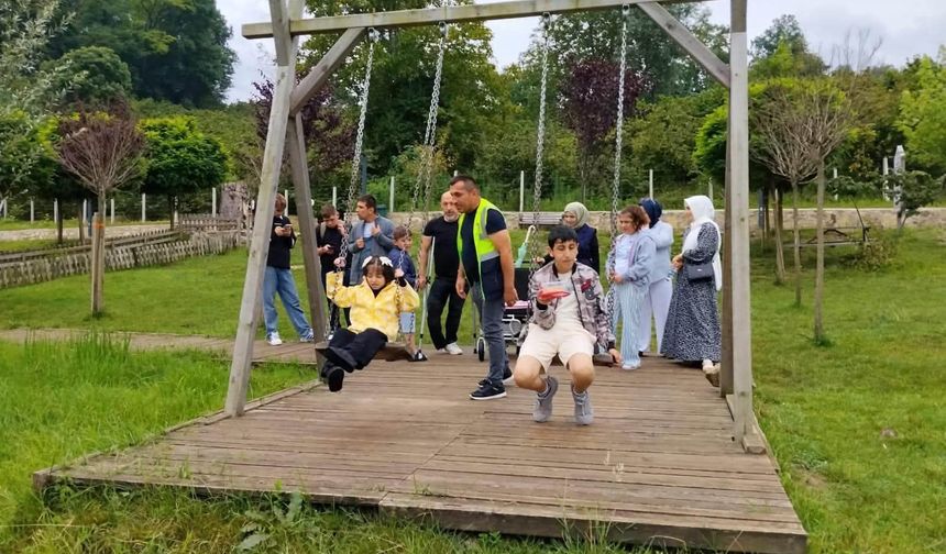 Engelli bireyler 'Engelsiz Rota' ile Ordu'yu keşfediyor