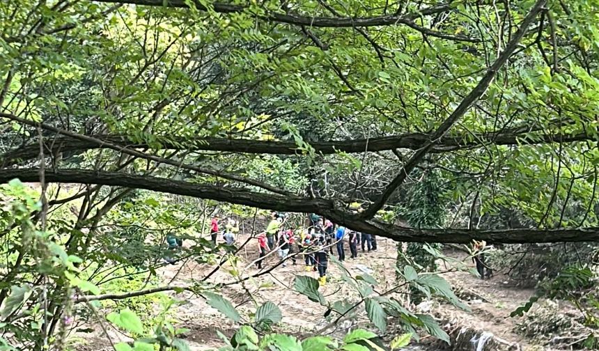 Giresun'da selde kaybolan yeğenin cansız bedeni bulundu, dayı aranıyor / Ek fotoğraflar