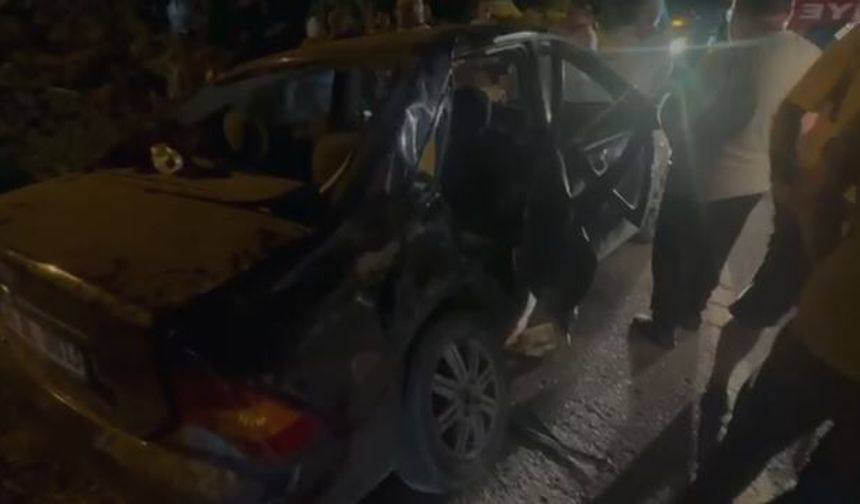Kastamonu'da iki otomobil çarpıştı; 4 yaralı