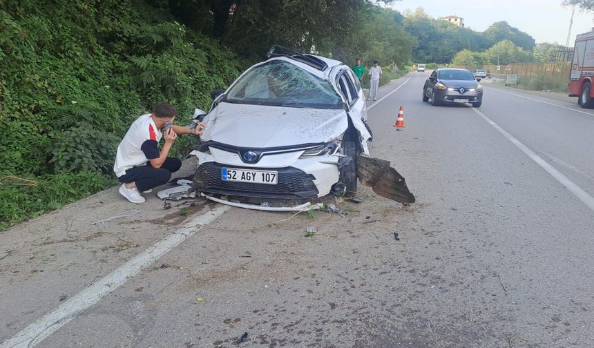 Ordu'da cip ile otomobilin çarpıştığı kazada 3 kişi yaralandı