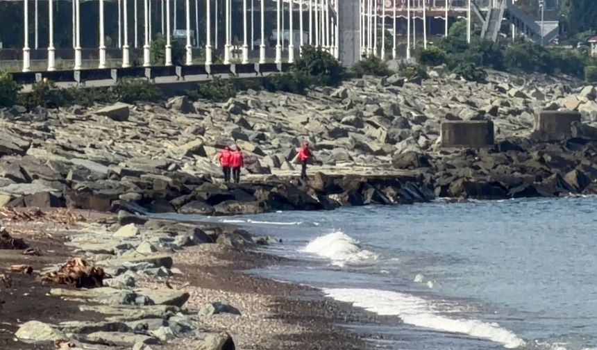 Rize'de denizde kaybolan çocuğu arama çalışmalarında 3'üncü gün