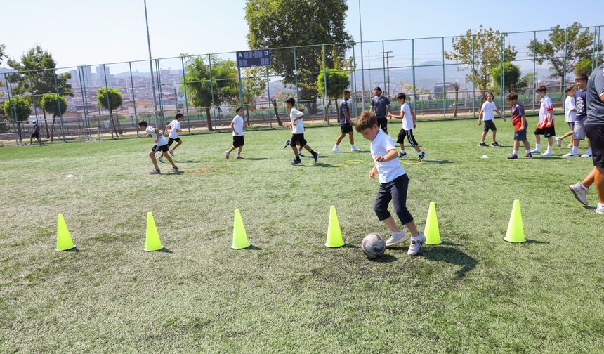 Samsun'da Yaz Spor Okulları çocuk ve gençleri sporla buluşturdu