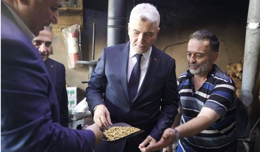 Ticaret Bakanı Bolat: Terörün kökünü sonuna kadar kazıyacağız