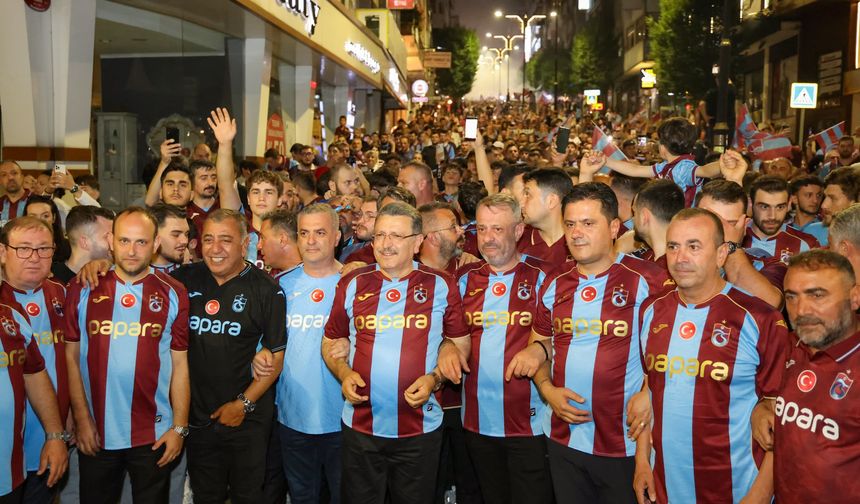 Trabzonspor'un kuruluşunun 59'uncu yıl dönümünde meşaleli kutlama / Ek fotoğraflar