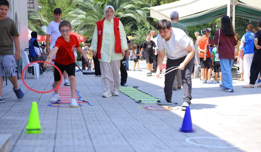Yaz tatili manevi değerlerle buluştu: 'Camiye Gidiyoruz' programları sona erdi