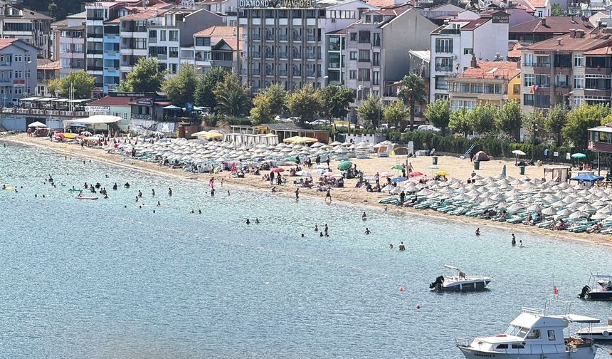 Amasra'da yaz sezonunda esnafın ve turizm işletmelerinin yüzü güldü