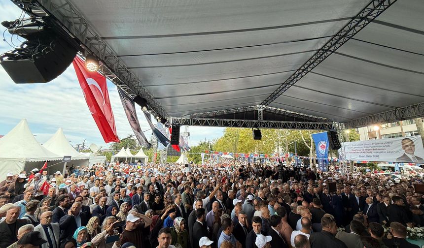 Bakan Uraloğlu: Trabzon'un ilk raylı sistem projesiyle yeni bir çağın kapısını aralıyoruz