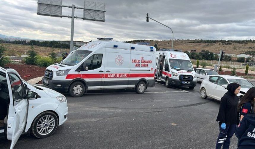 Çorum'da trafik kazası:4 yaralı