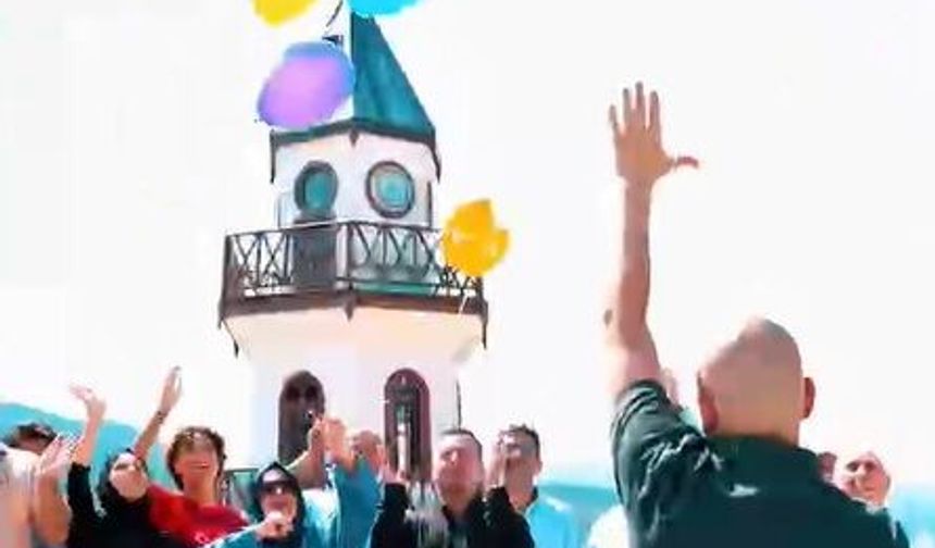 Kanseri yenen genç için balonlar uçurulup, oyunlar oynandı