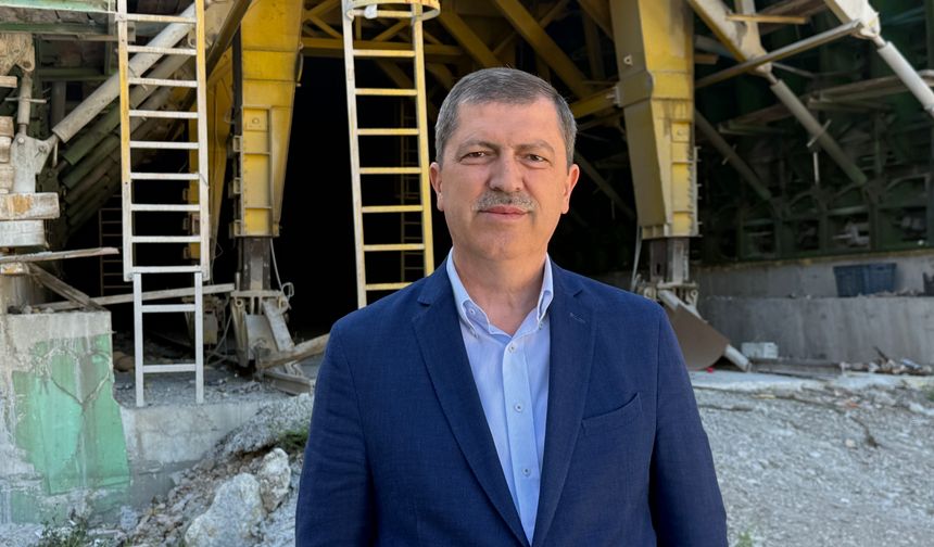 Karadeniz'i Akdeniz'e bağlayan dev projede 49 kilometrelik yolun en zorlu tüneli tamamlandı