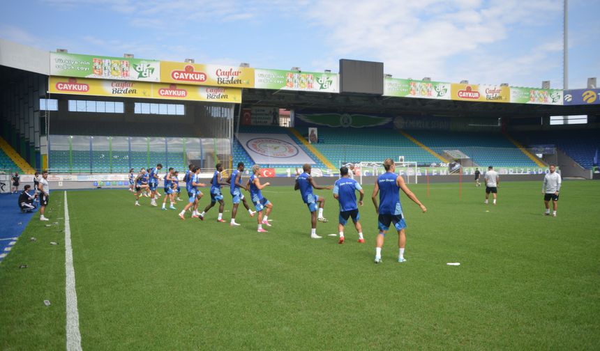 Recep Uçar: Gençleşen bir Rizespor ortaya çıktı