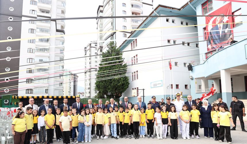 Samsun Valisi Tavlı: Evlatlarımız, istikbalimizin ve Türkiye Yüzyılı'nın mimarı olacak