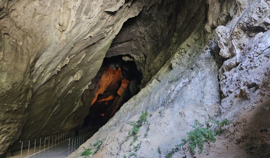 Su basan Gökgöl Mağarası ziyarete kapatıldı