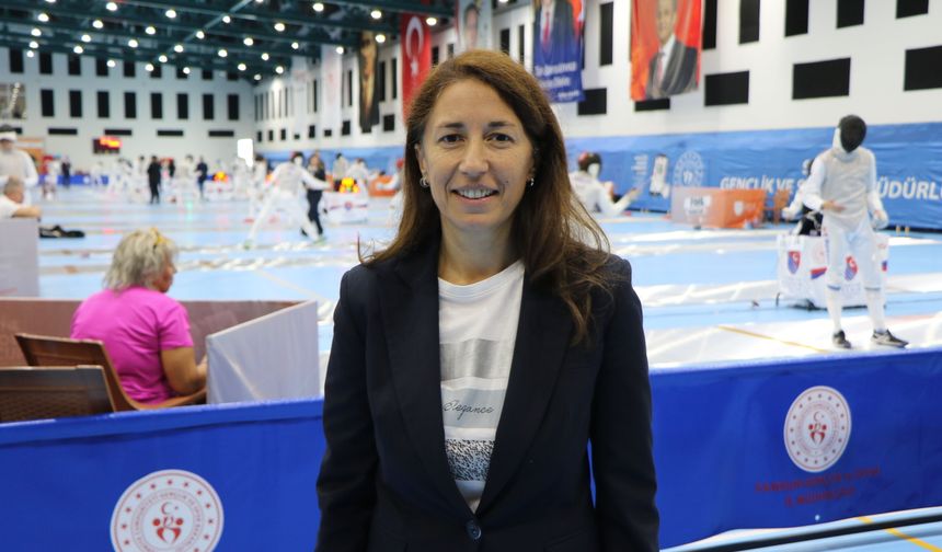 Yıldızlar ve Gençler Flöre Dünya Kupası Samsun'da başladı