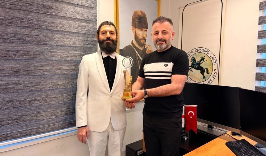 Manaf'a bir ödül daha