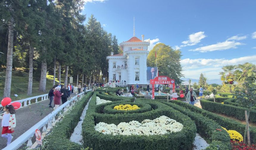 Atatürk Köşkü'ne Cumhuriyet Bayramı ilgisi