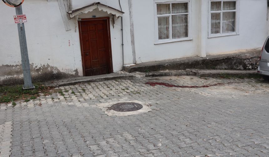 Bisiklet kazasında ölen adliye personeli için adliye önünde helallik alındı