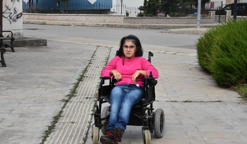 Doktorların 'yaşamaz' dediği serebral palsili Kader: Hayatla resmen inatlaştım