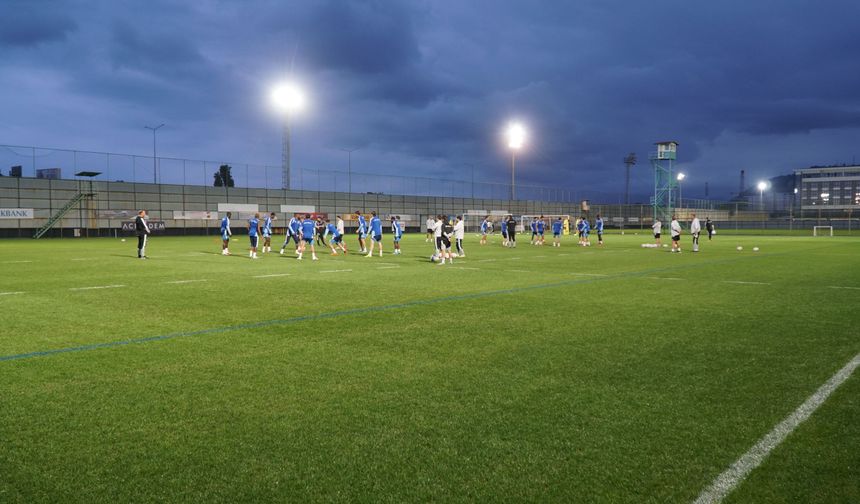 Rizesporlu Mocsi: Evimizde 1 veya 3 puan almayı hedefliyoruz