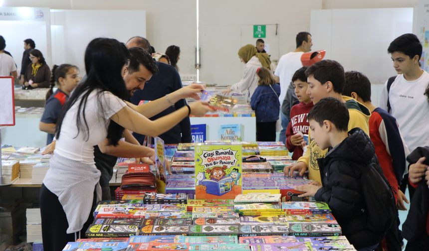'Samsun Kitap Fuarı' ziyaretçilere kapılarını açtı