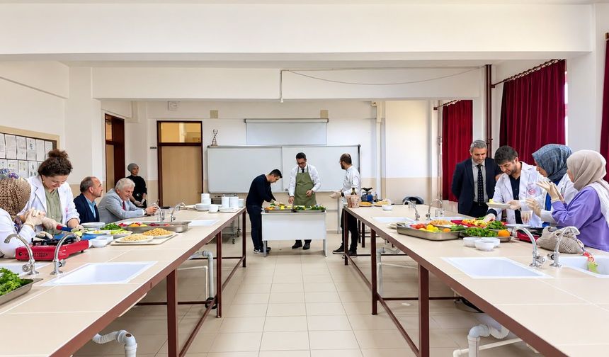 Samsun'da öğretmenler sağlıklı yaşam için mutfağa girdi