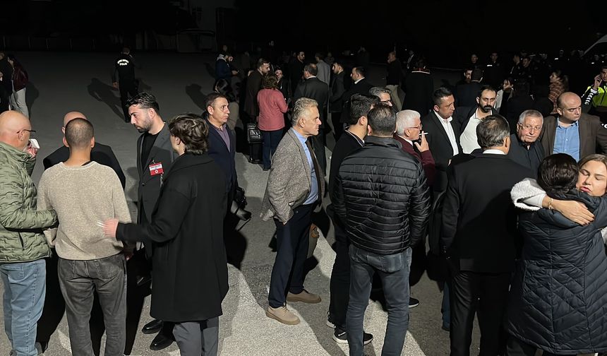 Tanju Özcan, yargılandığı Bolu Belediyesi davasında 7 yıl 3 ay 15 gün ceza aldı (2)