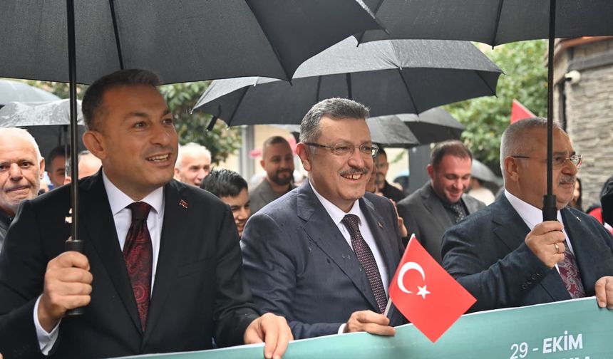 Trabzon Gastronomi Festivali'ne coşkulu kortej