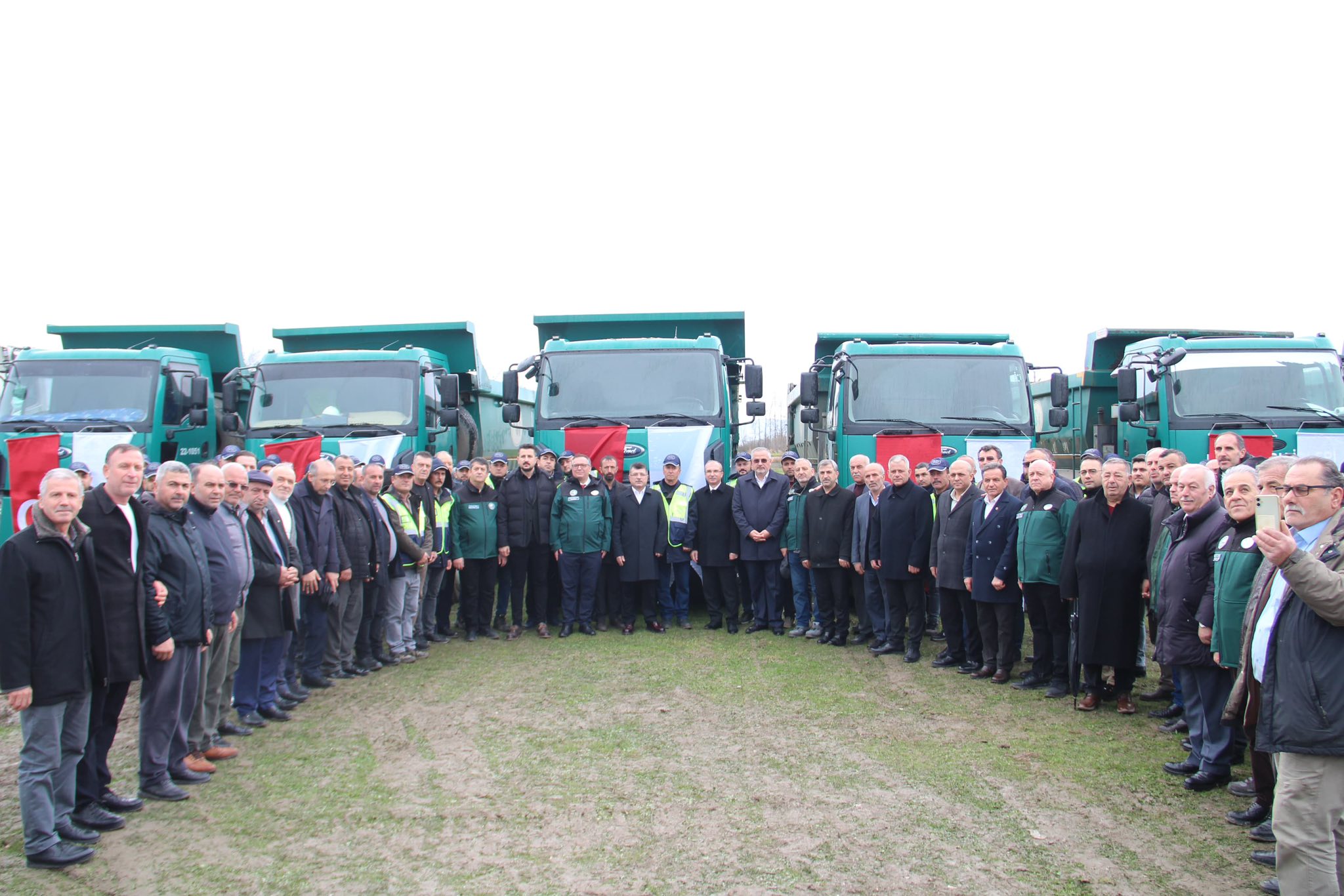 631406148 2756456981360871 2405685714999038303 N