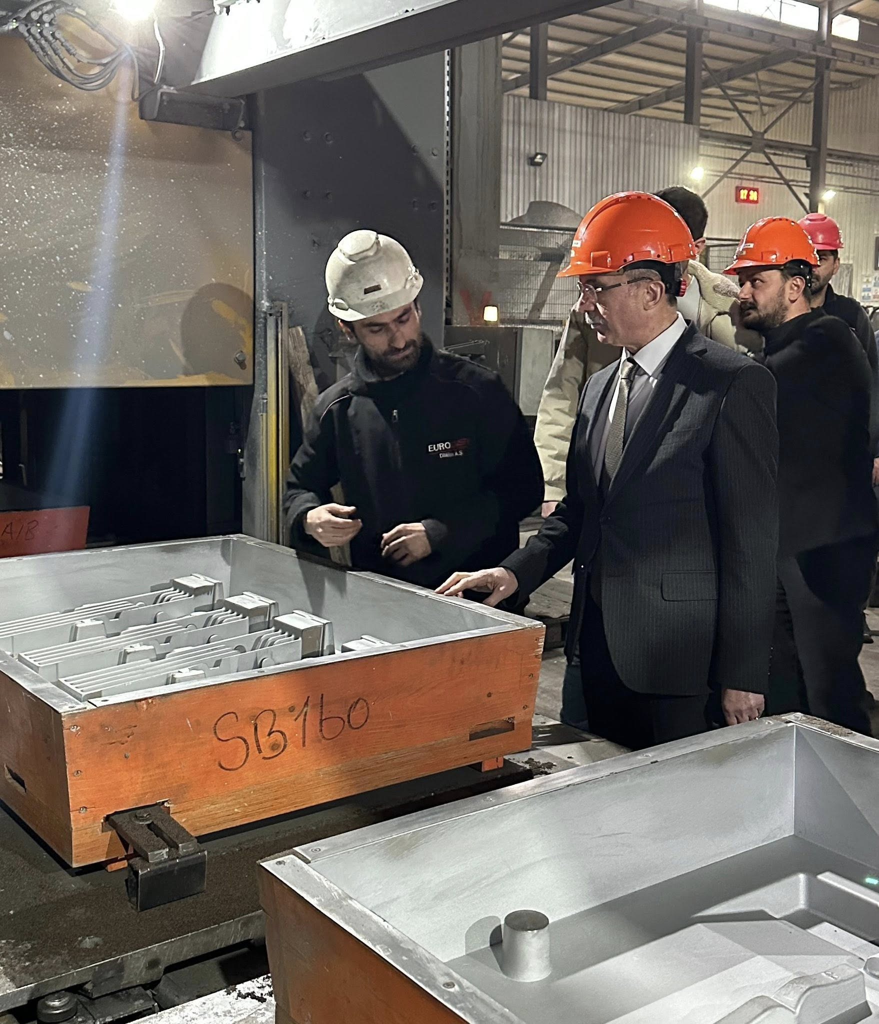 Vekil ORHAN KIRCALI HAVZA Arkoz Gazbeton fabrikasını ziyaret etti