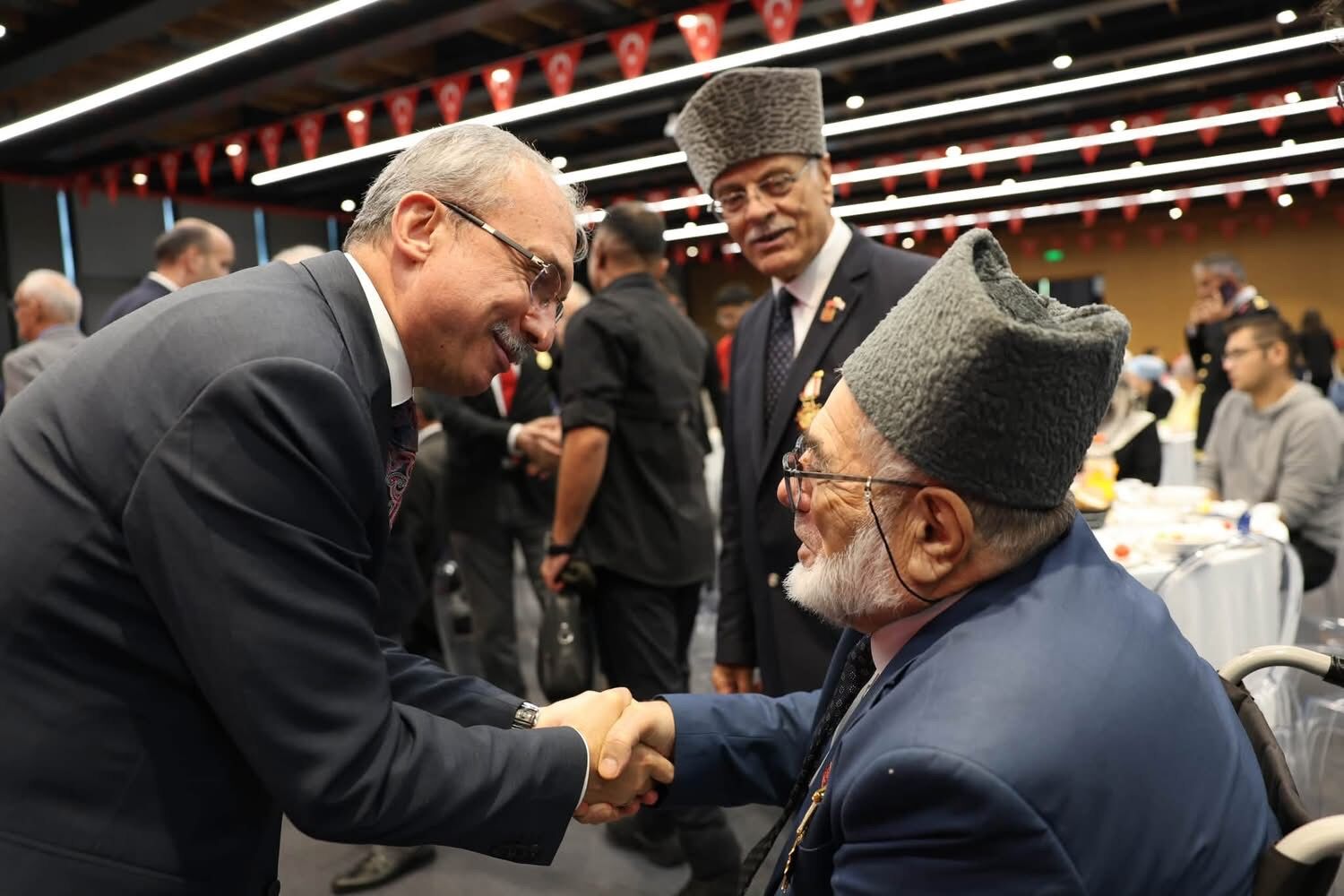 AK PARTİ MİLLETVEKİLİ KIRCALI GAZİLER İLE BİRLİKTE