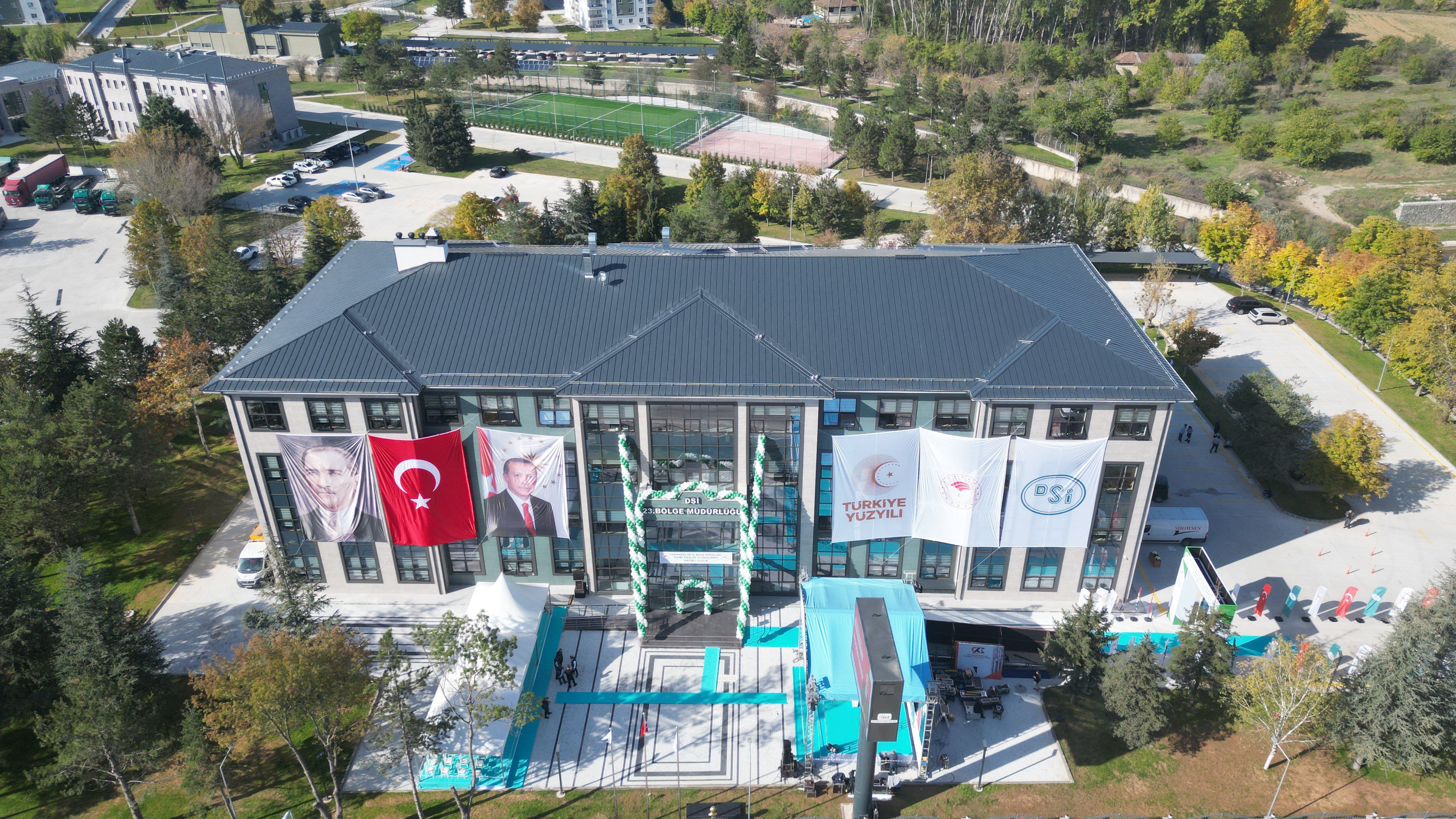 Bakan Yumaklı: Suyu doğru yönetmek görevimizdir